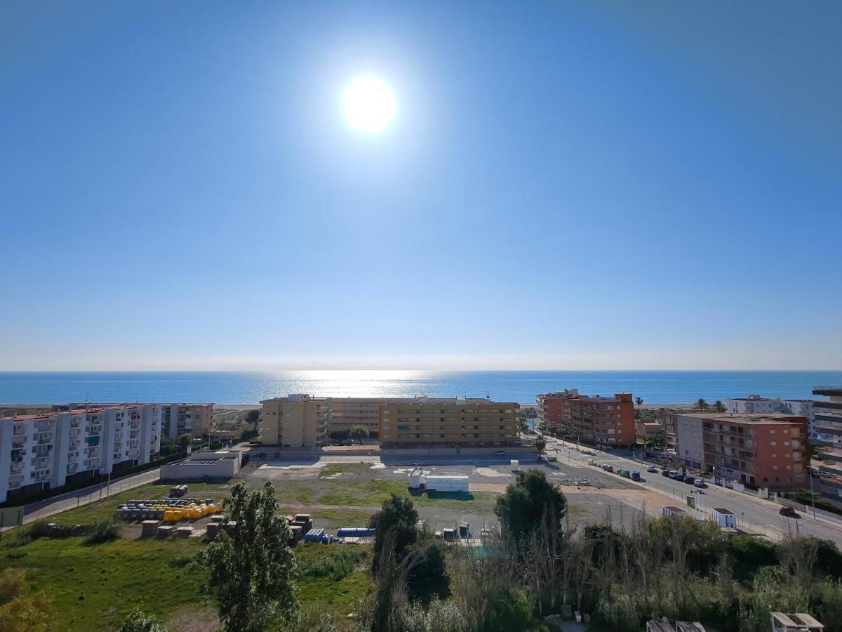 Global Properties, Moderno Apartamento Con Terraza Y Vistas Al Mar Canet d’En Berenguer Kültér fotó